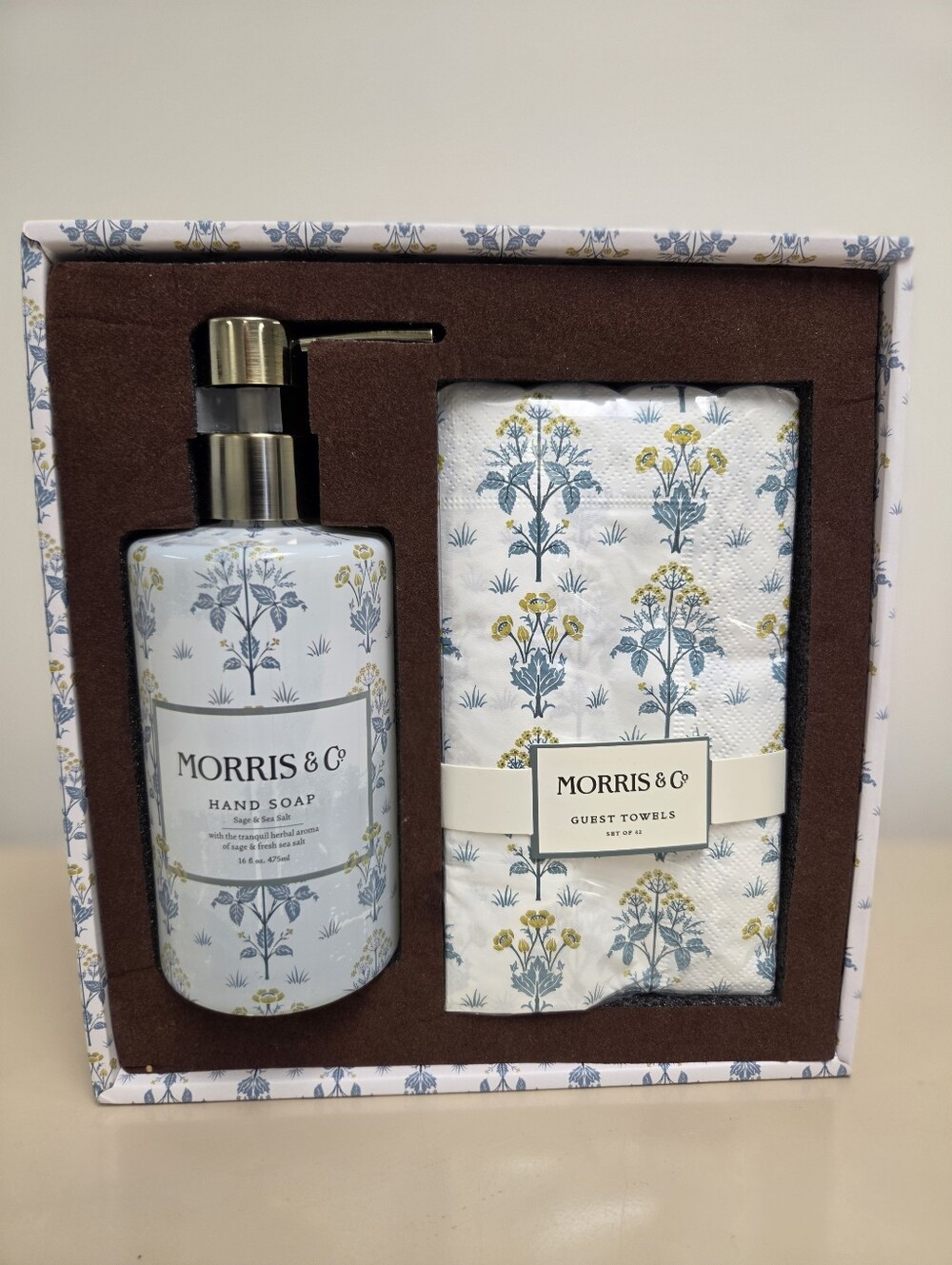Morris & Co. Hand Soap Gift Set with Glass Dispenser & Guest Towels